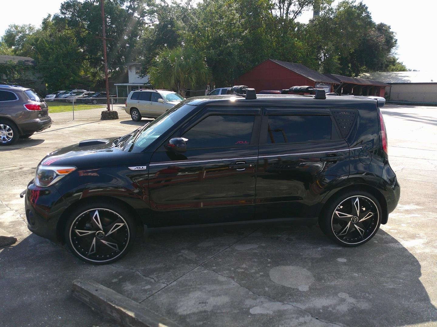 2018 BLACK KIA SOUL + (PLUS) (KNDJP3A5XJ7) , located at 1200 Cassat Avenue, Jacksonville, FL, 32205, (904) 695-1885, 30.302404, -81.731033 - Photo#1